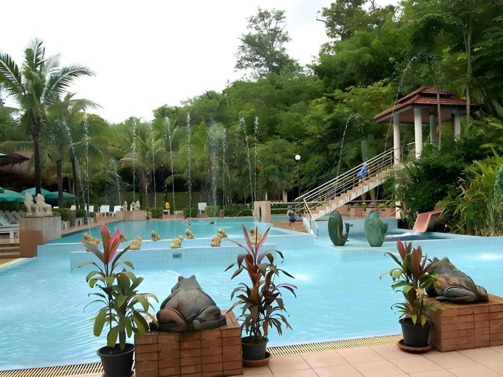 River Kwai Village Hotel Ban Kaeng Raboet Exterior photo